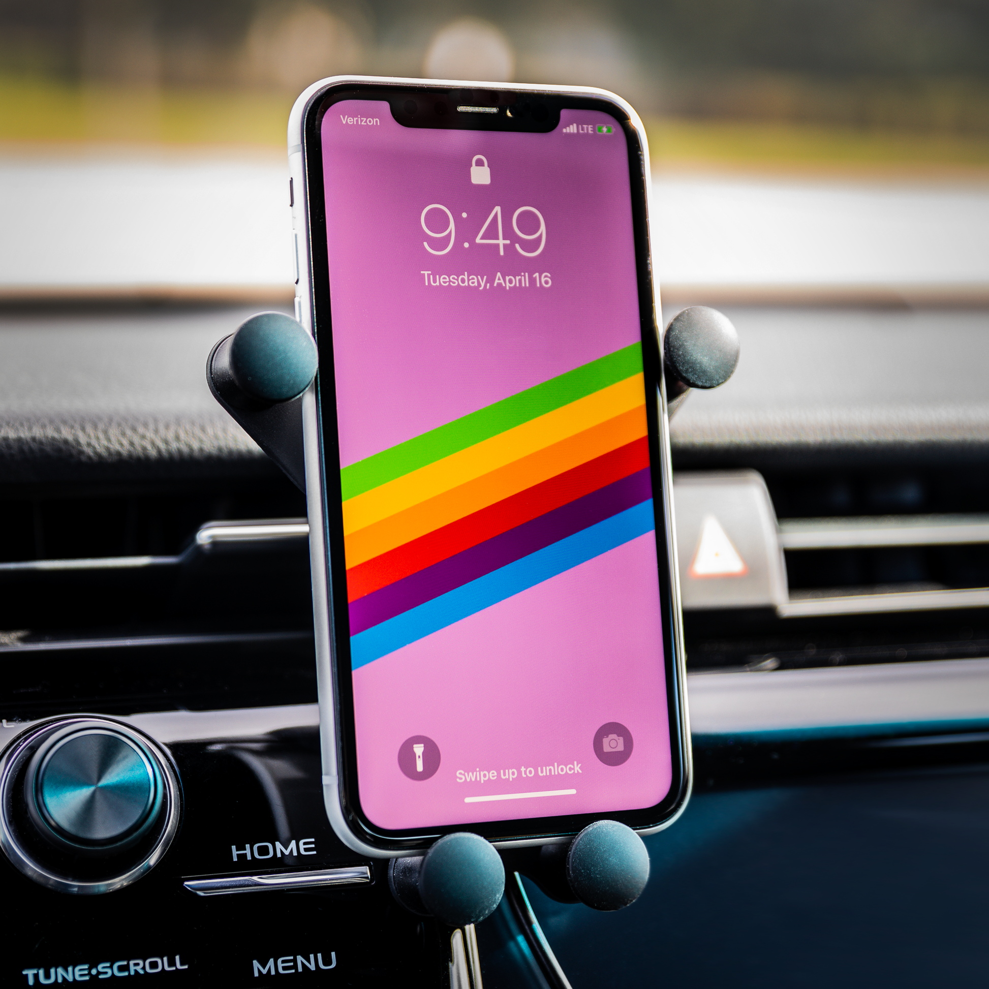 Wireless Car Charger With Super Monkey Design - Omtheo Gifts